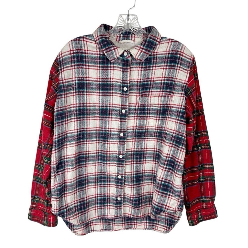 American Eagle Women's Oversized‎ S Button Front Flannel Shirt Red Multi Plaid